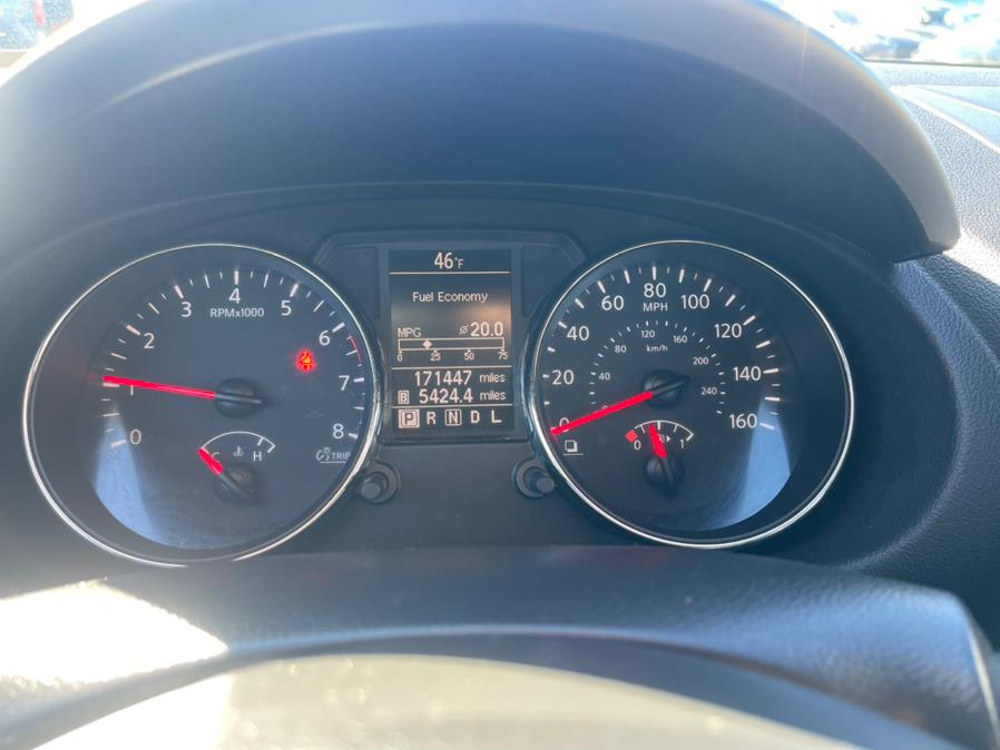 2011 Nissan Rogue AWD 4dr S, available for sale in South Windsor, Connecticut | Mike And Tony Auto Sales, Inc. South Windsor, Connecticut 2011 Nissan Rogue AWD 4dr S, available for sale in South Windsor, Connecticut | Mike And Tony Auto Sales, Inc. South Windsor, Connecticut