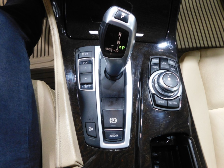 2013 BMW 5 Series 4dr Sdn 528i xDrive AWD, available for sale in Lodi, New Jersey | Auto Gallery. Lodi, New Jersey 2013 BMW 5 Series 4dr Sdn 528i xDrive AWD, available for sale in Lodi, New Jersey | Auto Gallery. Lodi, New Jersey