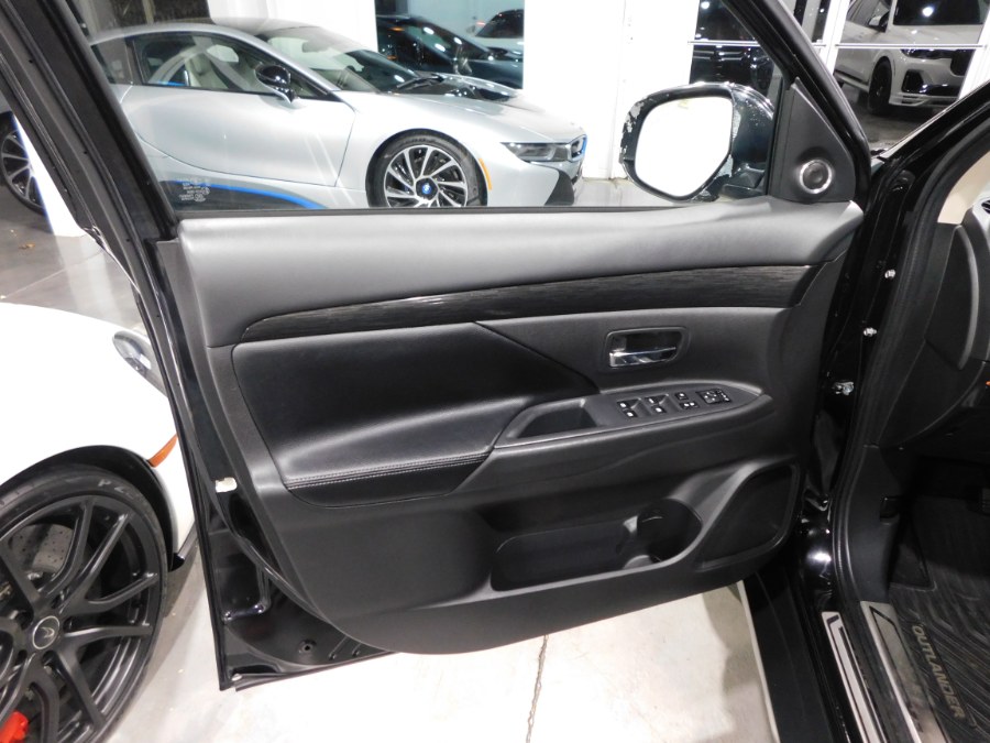 Used Mitsubishi Outlander GT S-AWC 2017 | Auto Gallery. Lodi, New Jersey Used Mitsubishi Outlander GT S-AWC 2017 | Auto Gallery. Lodi, New Jersey
