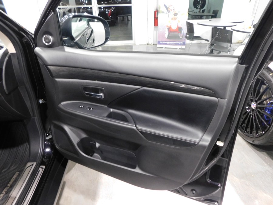 Used Mitsubishi Outlander GT S-AWC 2017 | Auto Gallery. Lodi, New Jersey Used Mitsubishi Outlander GT S-AWC 2017 | Auto Gallery. Lodi, New Jersey
