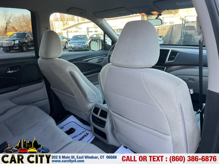 2016 Honda Pilot AWD 4dr EX, available for sale in East Windsor, Connecticut | Car City LLC. East Windsor, Connecticut 2016 Honda Pilot AWD 4dr EX, available for sale in East Windsor, Connecticut | Car City LLC. East Windsor, Connecticut