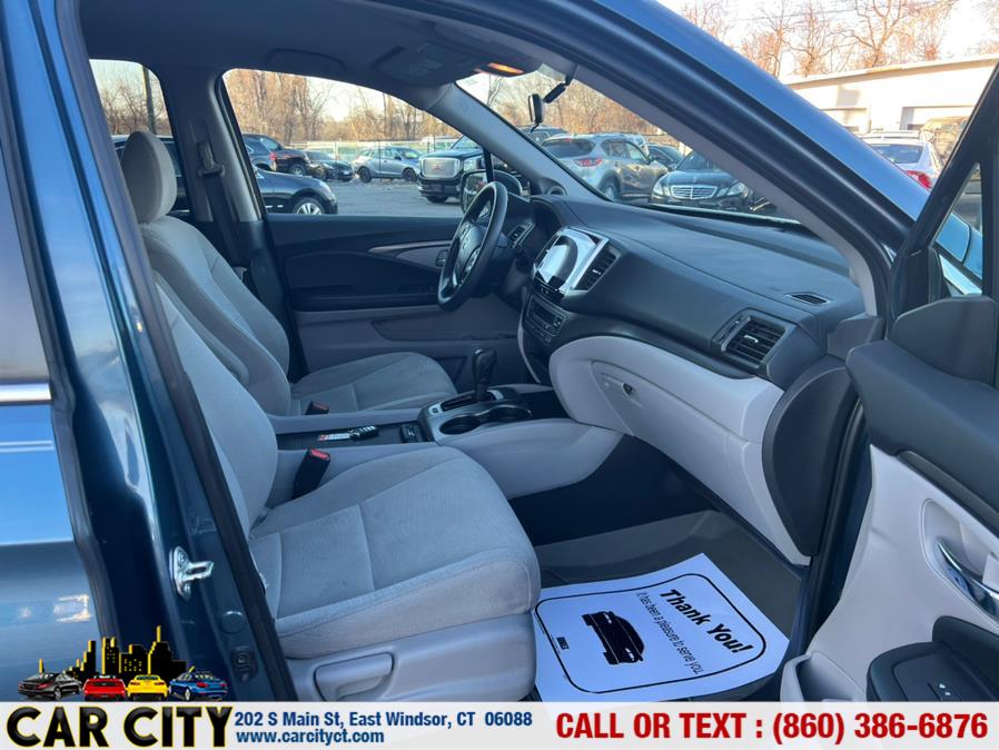 2016 Honda Pilot AWD 4dr EX, available for sale in East Windsor, Connecticut | Car City LLC. East Windsor, Connecticut 2016 Honda Pilot AWD 4dr EX, available for sale in East Windsor, Connecticut | Car City LLC. East Windsor, Connecticut