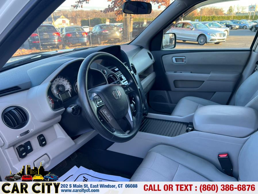 2015 Honda Pilot 4WD 4dr SE, available for sale in East Windsor, Connecticut | Car City LLC. East Windsor, Connecticut 2015 Honda Pilot 4WD 4dr SE, available for sale in East Windsor, Connecticut | Car City LLC. East Windsor, Connecticut