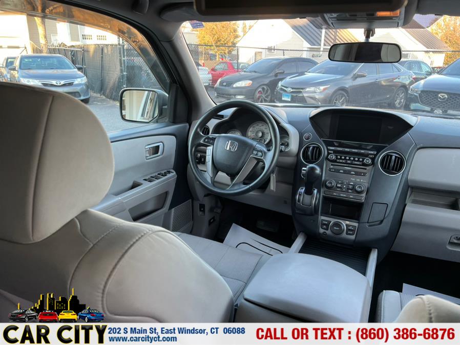 2015 Honda Pilot 4WD 4dr SE, available for sale in East Windsor, Connecticut | Car City LLC. East Windsor, Connecticut 2015 Honda Pilot 4WD 4dr SE, available for sale in East Windsor, Connecticut | Car City LLC. East Windsor, Connecticut