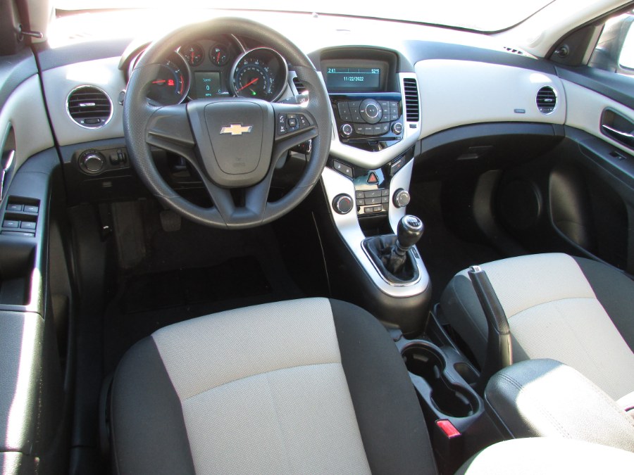 2011 Chevrolet Cruze 4dr Sdn LS, available for sale in East Windsor, Connecticut | United Auto Sales of E Windsor, Inc. East Windsor, Connecticut 2011 Chevrolet Cruze 4dr Sdn LS, available for sale in East Windsor, Connecticut | United Auto Sales of E Windsor, Inc. East Windsor, Connecticut
