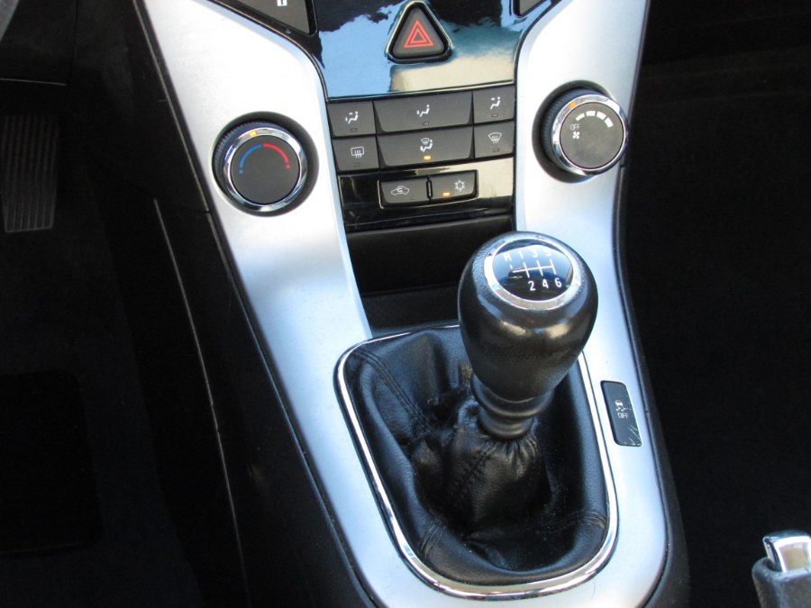 2011 Chevrolet Cruze 4dr Sdn LS, available for sale in East Windsor, Connecticut | United Auto Sales of E Windsor, Inc. East Windsor, Connecticut 2011 Chevrolet Cruze 4dr Sdn LS, available for sale in East Windsor, Connecticut | United Auto Sales of E Windsor, Inc. East Windsor, Connecticut