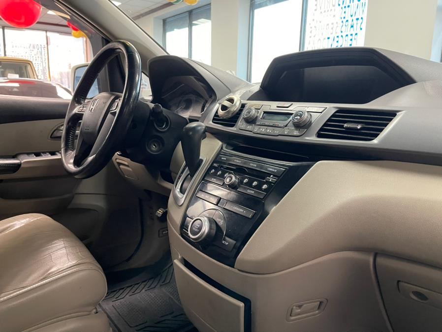 Used Honda Odyssey 5dr EX-L 2011 | 5 Towns Drive. Inwood, New York Used Honda Odyssey 5dr EX-L 2011 | 5 Towns Drive. Inwood, New York