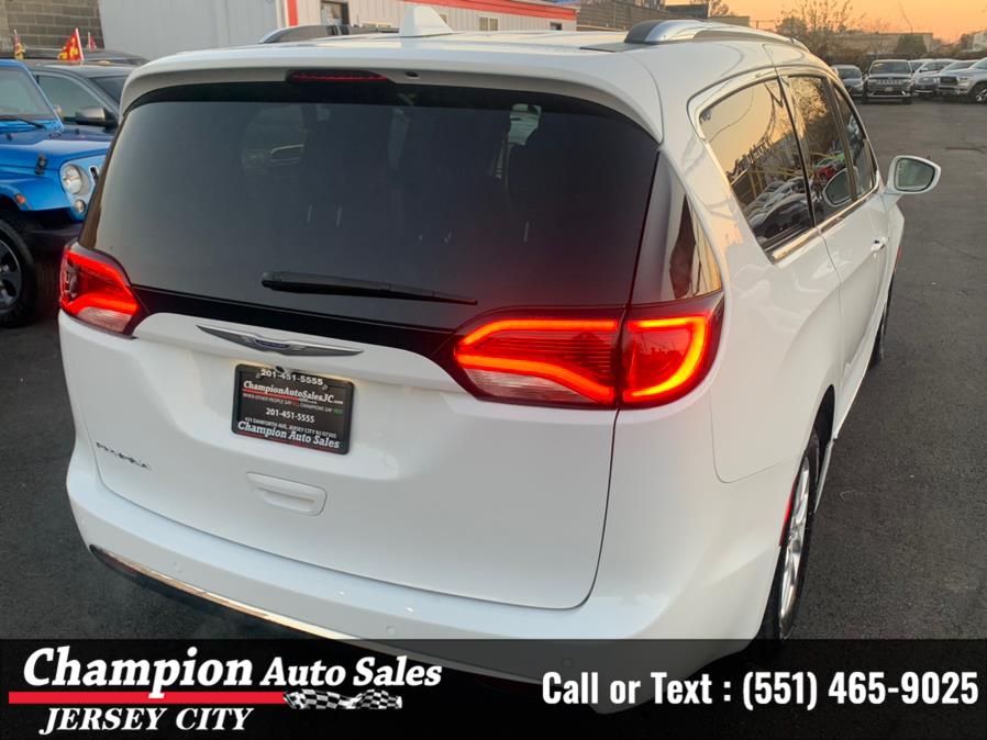 Used Chrysler Pacifica Touring L FWD 2020 | Champion Auto Sales. Jersey City, New Jersey