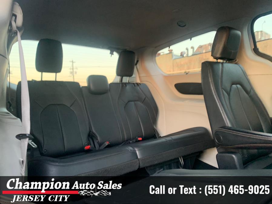 Used Chrysler Pacifica Touring L FWD 2020 | Champion Auto Sales of JC. Jersey City, New Jersey Used Chrysler Pacifica Touring L FWD 2020 | Champion Auto Sales of JC. Jersey City, New Jersey