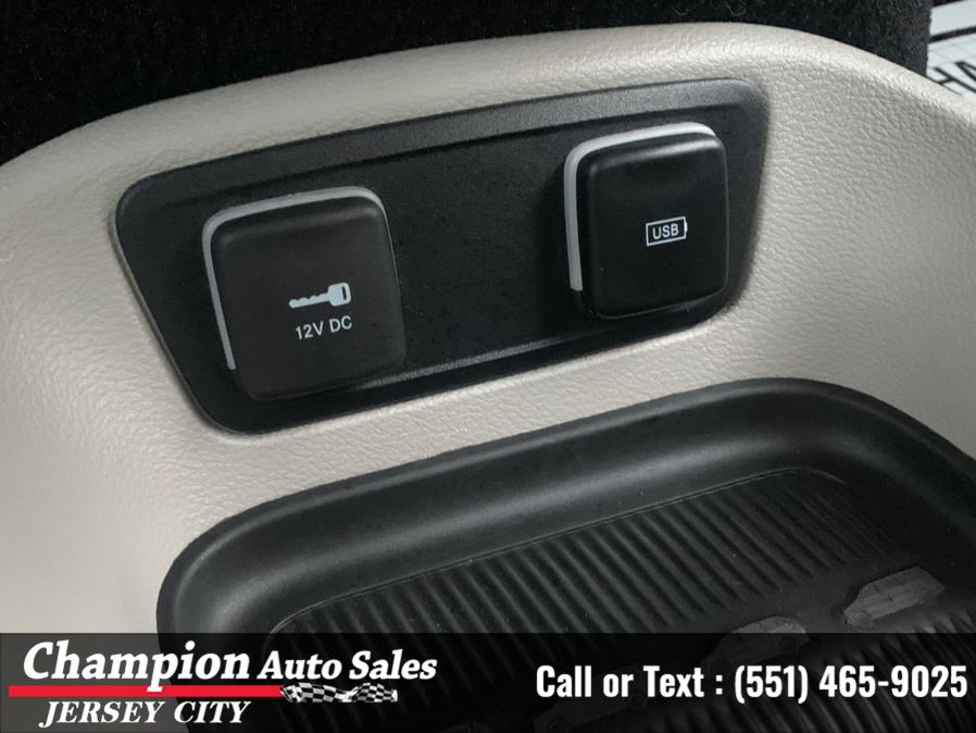 Used Chrysler Pacifica Touring L FWD 2020 | Champion Auto Sales of JC. Jersey City, New Jersey Used Chrysler Pacifica Touring L FWD 2020 | Champion Auto Sales of JC. Jersey City, New Jersey