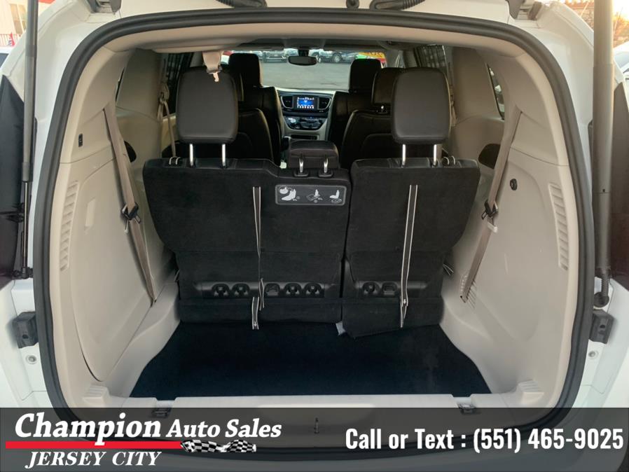 Used Chrysler Pacifica Touring L FWD 2020 | Champion Auto Sales of JC. Jersey City, New Jersey Used Chrysler Pacifica Touring L FWD 2020 | Champion Auto Sales of JC. Jersey City, New Jersey