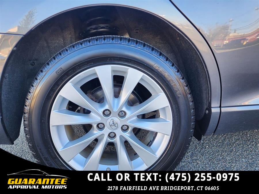 Used Toyota Venza XLE AWD 4cyl 4dr Crossover 2014 | Guarantee Approval Motors. Bridgeport, Connecticut Used Toyota Venza XLE AWD 4cyl 4dr Crossover 2014 | Guarantee Approval Motors. Bridgeport, Connecticut
