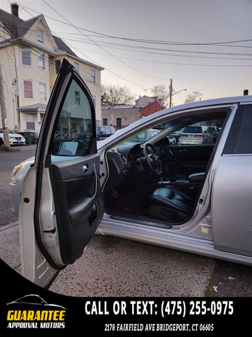 2011 Nissan Maxima 3.5 SV 4dr Sedan, available for sale in Bridgeport, Connecticut | Guarantee Approval Motors. Bridgeport, Connecticut 2011 Nissan Maxima 3.5 SV 4dr Sedan, available for sale in Bridgeport, Connecticut | Guarantee Approval Motors. Bridgeport, Connecticut