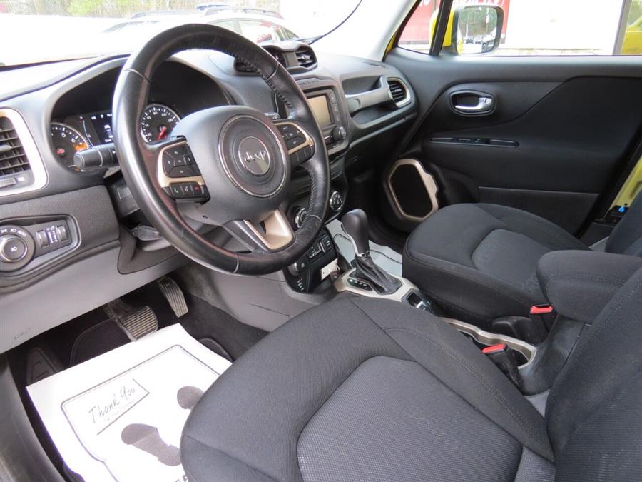 Used Jeep Renegade Latitude 4x4 4dr SUV 2017 | Lake City Exports Inc. Auburn, Maine Used Jeep Renegade Latitude 4x4 4dr SUV 2017 | Lake City Exports Inc. Auburn, Maine