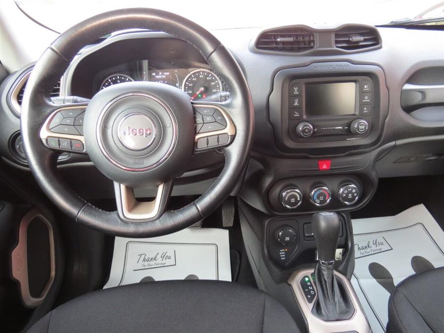 Used Jeep Renegade Latitude 4x4 4dr SUV 2017 | Lake City Exports Inc. Auburn, Maine Used Jeep Renegade Latitude 4x4 4dr SUV 2017 | Lake City Exports Inc. Auburn, Maine