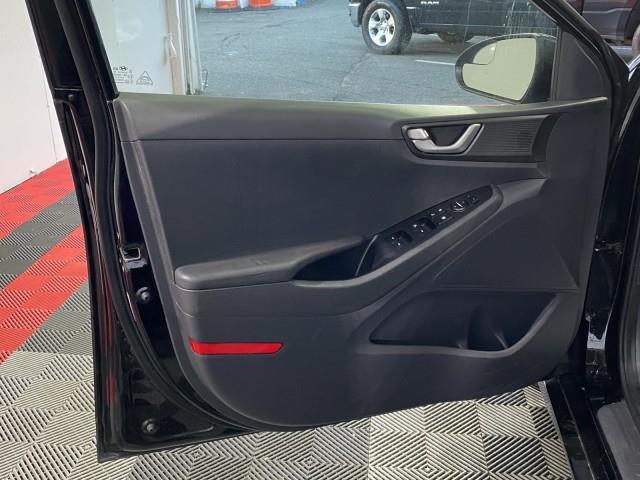 Used Hyundai Ioniq Hybrid Blue 2019 | Queens Auto Mall. Richmond Hill, New York Used Hyundai Ioniq Hybrid Blue 2019 | Queens Auto Mall. Richmond Hill, New York