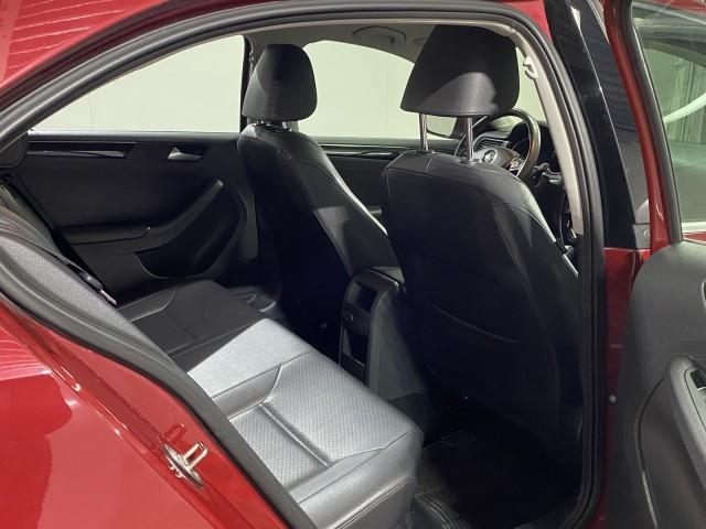 Used Volkswagen Jetta Sedan 1.8T SEL 2016 | Queens Auto Mall. Richmond Hill, New York Used Volkswagen Jetta Sedan 1.8T SEL 2016 | Queens Auto Mall. Richmond Hill, New York