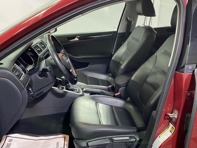 Used Volkswagen Jetta Sedan 1.8T SEL 2016 | Queens Auto Mall. Richmond Hill, New York Used Volkswagen Jetta Sedan 1.8T SEL 2016 | Queens Auto Mall. Richmond Hill, New York