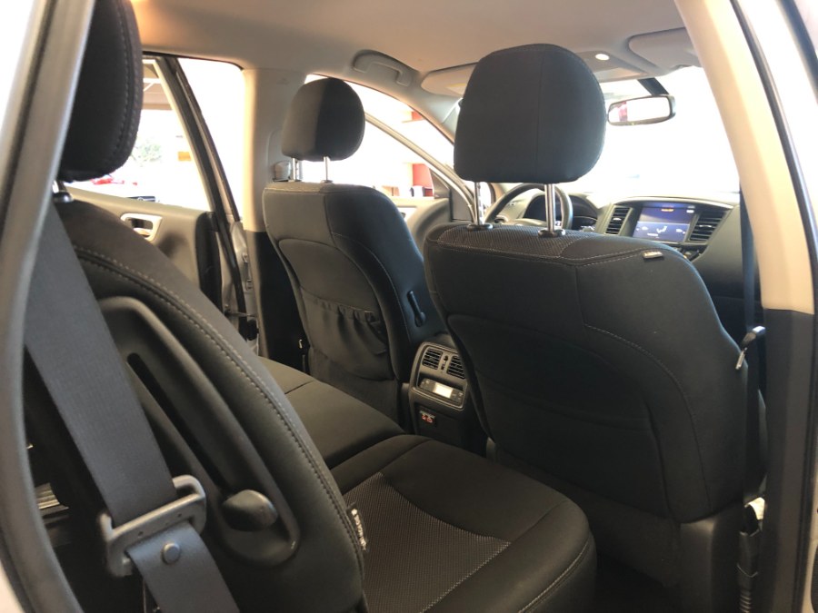 2019 Nissan Pathfinder 4x4 Sv, available for sale in Suffern, New York | Rockland Motor Sport. Suffern, New York 2019 Nissan Pathfinder 4x4 Sv, available for sale in Suffern, New York | Rockland Motor Sport. Suffern, New York