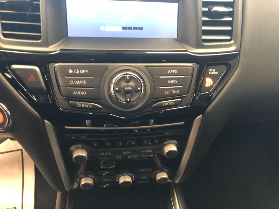 2019 Nissan Pathfinder 4x4 Sv, available for sale in Suffern, New York | Rockland Motor Sport. Suffern, New York 2019 Nissan Pathfinder 4x4 Sv, available for sale in Suffern, New York | Rockland Motor Sport. Suffern, New York