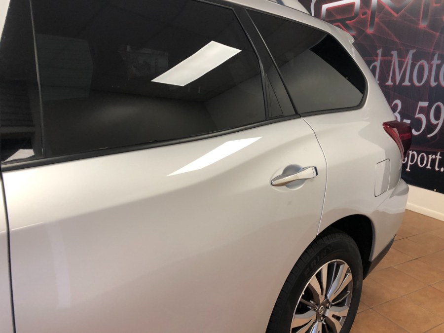 2019 Nissan Pathfinder 4x4 Sv, available for sale in Suffern, New York | Rockland Motor Sport. Suffern, New York 2019 Nissan Pathfinder 4x4 Sv, available for sale in Suffern, New York | Rockland Motor Sport. Suffern, New York