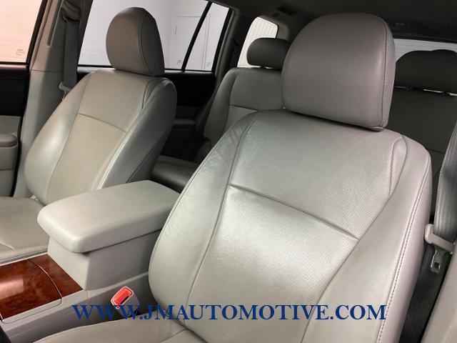 2013 Toyota Highlander 4WD 4dr V6 Limited, available for sale in Naugatuck, Connecticut | J&M Automotive Sls&Svc LLC. Naugatuck, Connecticut 2013 Toyota Highlander 4WD 4dr V6 Limited, available for sale in Naugatuck, Connecticut | J&M Automotive Sls&Svc LLC. Naugatuck, Connecticut