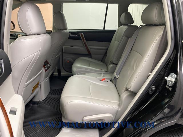 2013 Toyota Highlander 4WD 4dr V6 Limited, available for sale in Naugatuck, Connecticut | J&M Automotive Sls&Svc LLC. Naugatuck, Connecticut 2013 Toyota Highlander 4WD 4dr V6 Limited, available for sale in Naugatuck, Connecticut | J&M Automotive Sls&Svc LLC. Naugatuck, Connecticut