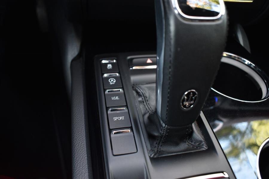 2019 Maserati Ghibli SQ4 AWD 4dr Sedan, available for sale in Great Neck, New York | Camy Cars. Great Neck, New York 2019 Maserati Ghibli SQ4 AWD 4dr Sedan, available for sale in Great Neck, New York | Camy Cars. Great Neck, New York