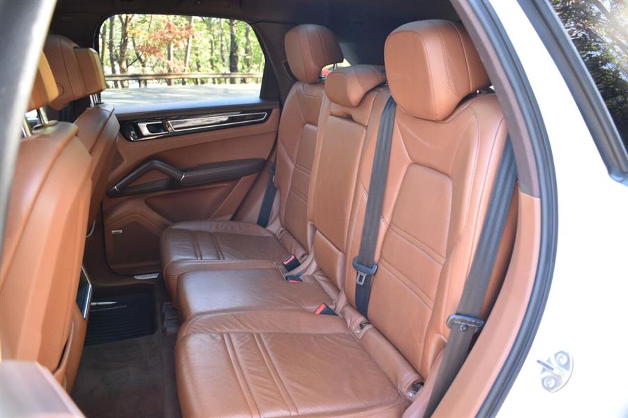 2019 Porsche Cayenne Base AWD 4dr SUV, available for sale in Great Neck, New York | Camy Cars. Great Neck, New York 2019 Porsche Cayenne Base AWD 4dr SUV, available for sale in Great Neck, New York | Camy Cars. Great Neck, New York