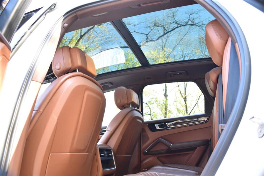 2019 Porsche Cayenne Base AWD 4dr SUV, available for sale in Great Neck, New York | Camy Cars. Great Neck, New York 2019 Porsche Cayenne Base AWD 4dr SUV, available for sale in Great Neck, New York | Camy Cars. Great Neck, New York