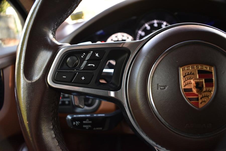 2019 Porsche Cayenne Base AWD 4dr SUV, available for sale in Great Neck, New York | Camy Cars. Great Neck, New York 2019 Porsche Cayenne Base AWD 4dr SUV, available for sale in Great Neck, New York | Camy Cars. Great Neck, New York