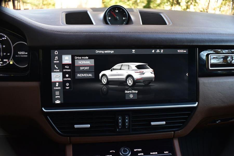 2019 Porsche Cayenne Base AWD 4dr SUV, available for sale in Great Neck, New York | Camy Cars. Great Neck, New York 2019 Porsche Cayenne Base AWD 4dr SUV, available for sale in Great Neck, New York | Camy Cars. Great Neck, New York