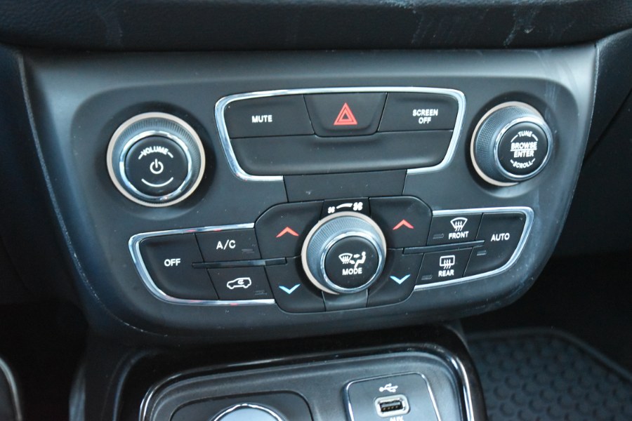 Used Jeep Compass Altitude 4x4 2018 | Highline Car Connection. Waterbury, Connecticut Used Jeep Compass Altitude 4x4 2018 | Highline Car Connection. Waterbury, Connecticut