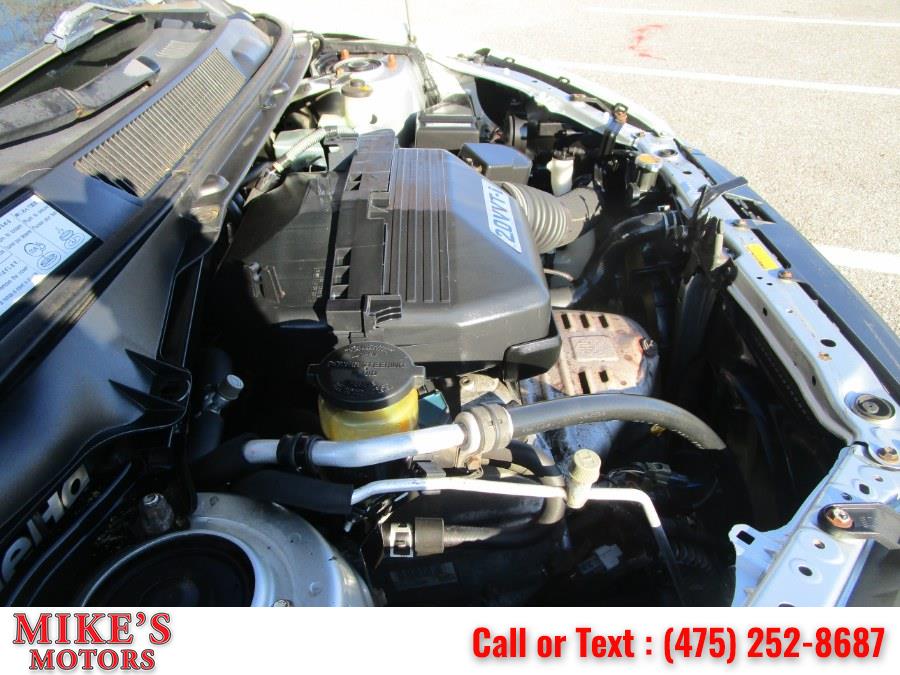 Used Toyota RAV4 4dr Auto 4WD 2001 | Mike's Motors LLC. Stratford, Connecticut Used Toyota RAV4 4dr Auto 4WD 2001 | Mike's Motors LLC. Stratford, Connecticut