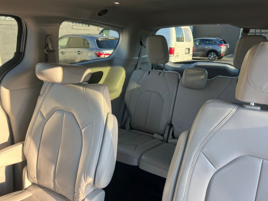 Used Chrysler Voyager LXI FWD 2021 | Inman Motors Sales. Medford, Massachusetts Used Chrysler Voyager LXI FWD 2021 | Inman Motors Sales. Medford, Massachusetts