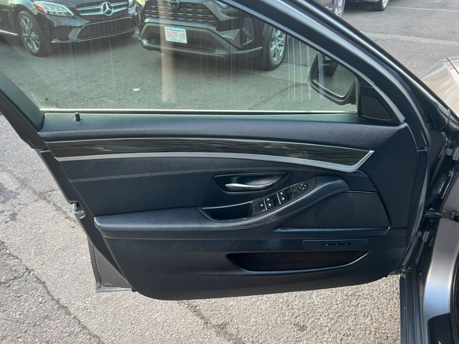 Used BMW 5 Series 4dr Sdn 528i xDrive AWD 2013 | Inman Motors Sales. Medford, Massachusetts Used BMW 5 Series 4dr Sdn 528i xDrive AWD 2013 | Inman Motors Sales. Medford, Massachusetts
