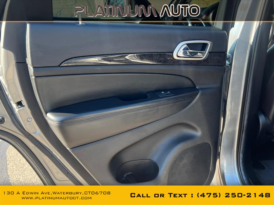 2012 Jeep Grand Cherokee 4WD 4dr Laredo, available for sale in Waterbury, Connecticut | Platinum Auto Care. Waterbury, Connecticut 2012 Jeep Grand Cherokee 4WD 4dr Laredo, available for sale in Waterbury, Connecticut | Platinum Auto Care. Waterbury, Connecticut