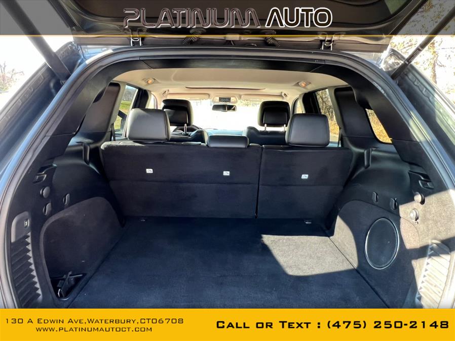2012 Jeep Grand Cherokee 4WD 4dr Laredo, available for sale in Waterbury, Connecticut | Platinum Auto Care. Waterbury, Connecticut 2012 Jeep Grand Cherokee 4WD 4dr Laredo, available for sale in Waterbury, Connecticut | Platinum Auto Care. Waterbury, Connecticut