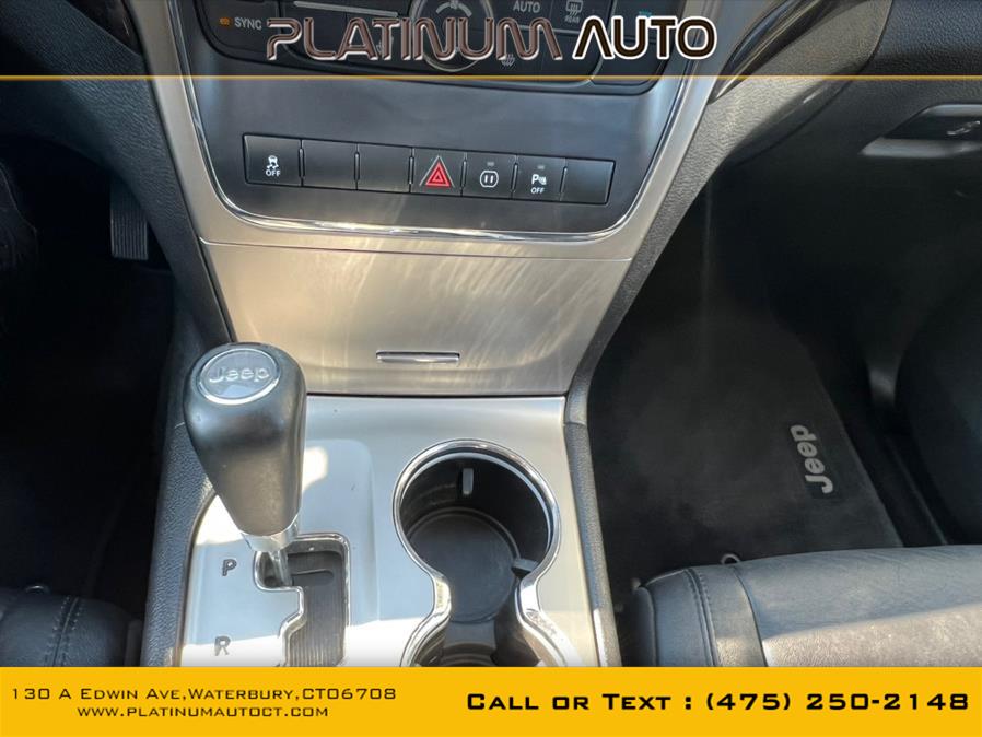 2012 Jeep Grand Cherokee 4WD 4dr Laredo, available for sale in Waterbury, Connecticut | Platinum Auto Care. Waterbury, Connecticut 2012 Jeep Grand Cherokee 4WD 4dr Laredo, available for sale in Waterbury, Connecticut | Platinum Auto Care. Waterbury, Connecticut