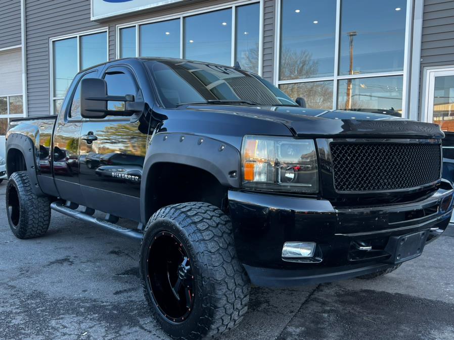 Used Chevrolet Silverado 1500 4WD Ext Cab 143.5" LT 2011 | Chris's Auto Clinic. Plainville, Connecticut Used Chevrolet Silverado 1500 4WD Ext Cab 143.5" LT 2011 | Chris's Auto Clinic. Plainville, Connecticut