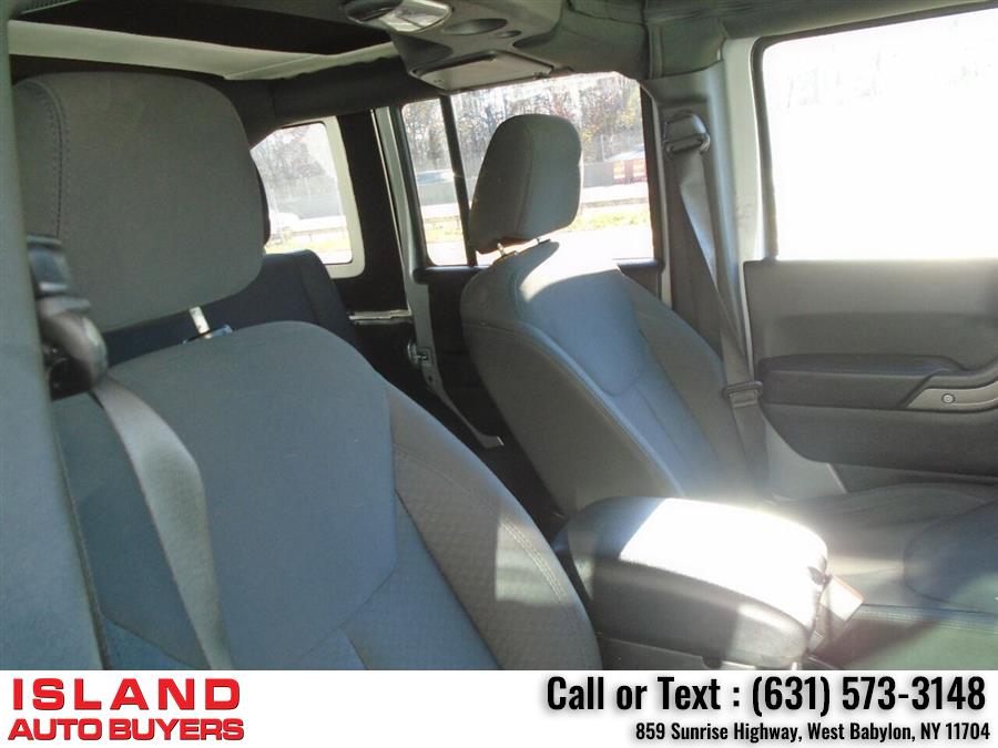 Used Jeep Wrangler Unlimited Sport 4x4 4dr SUV 2017 | Island Auto Buyers. West Babylon, New York Used Jeep Wrangler Unlimited Sport 4x4 4dr SUV 2017 | Island Auto Buyers. West Babylon, New York