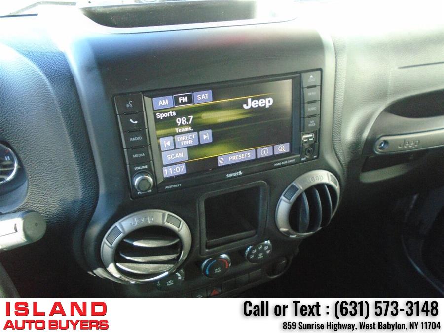 Used Jeep Wrangler Unlimited Sport 4x4 4dr SUV 2017 | Island Auto Buyers. West Babylon, New York Used Jeep Wrangler Unlimited Sport 4x4 4dr SUV 2017 | Island Auto Buyers. West Babylon, New York