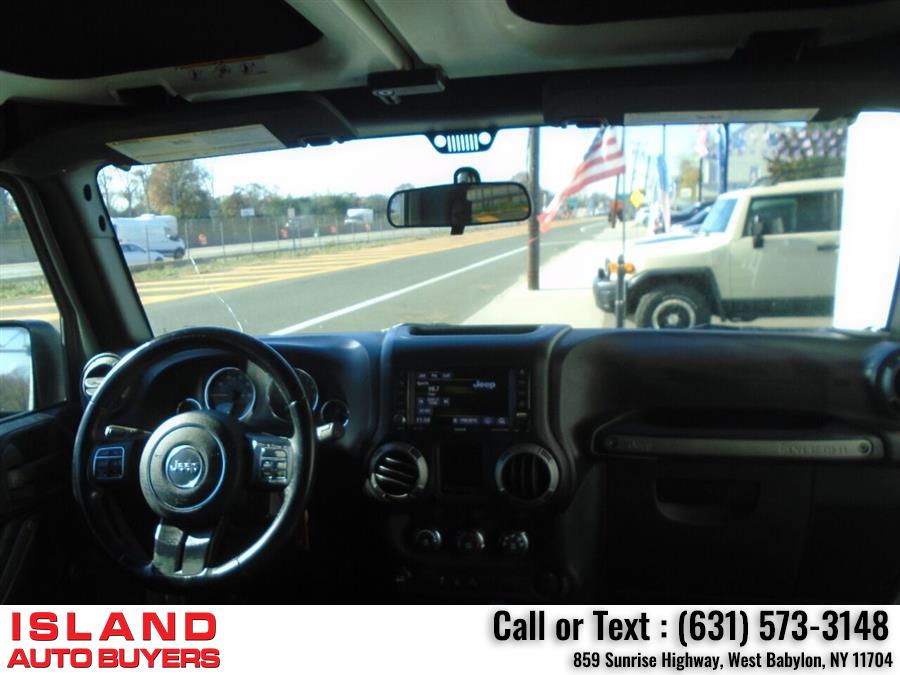 Used Jeep Wrangler Unlimited Sport 4x4 4dr SUV 2017 | Island Auto Buyers. West Babylon, New York Used Jeep Wrangler Unlimited Sport 4x4 4dr SUV 2017 | Island Auto Buyers. West Babylon, New York