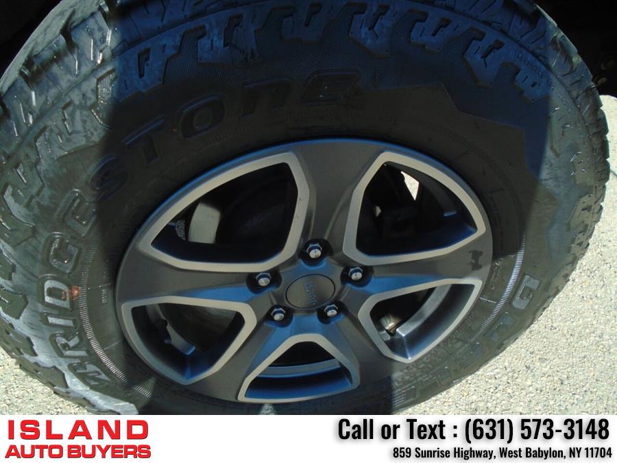 Used Jeep Wrangler Unlimited Sport 4x4 4dr SUV 2017 | Island Auto Buyers. West Babylon, New York Used Jeep Wrangler Unlimited Sport 4x4 4dr SUV 2017 | Island Auto Buyers. West Babylon, New York