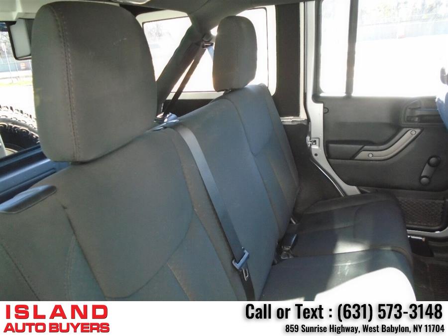 Used Jeep Wrangler Unlimited Sport 4x4 4dr SUV 2017 | Island Auto Buyers. West Babylon, New York Used Jeep Wrangler Unlimited Sport 4x4 4dr SUV 2017 | Island Auto Buyers. West Babylon, New York