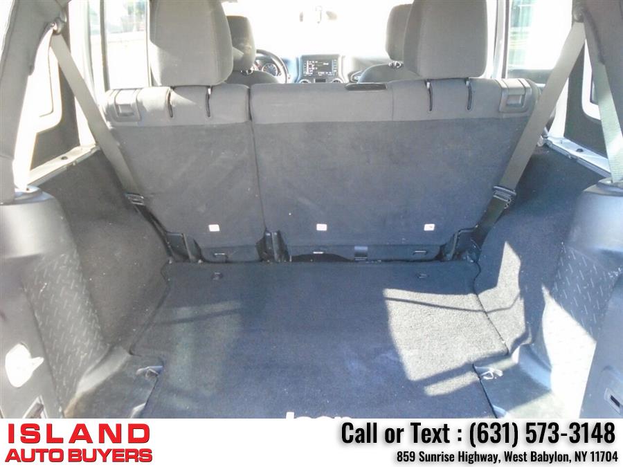 Used Jeep Wrangler Unlimited Sport 4x4 4dr SUV 2017 | Island Auto Buyers. West Babylon, New York Used Jeep Wrangler Unlimited Sport 4x4 4dr SUV 2017 | Island Auto Buyers. West Babylon, New York