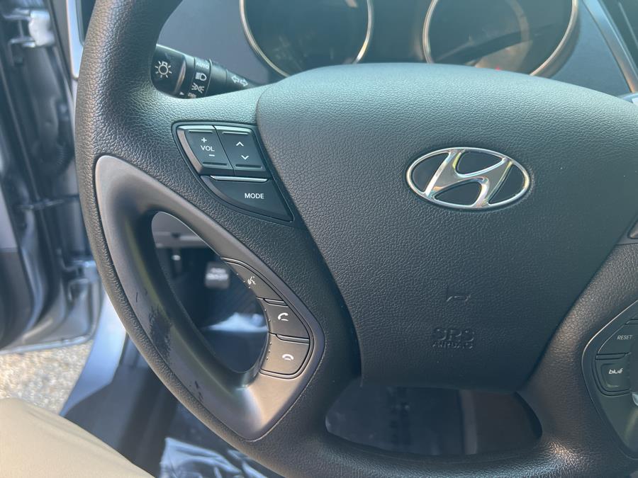 Used Hyundai Sonata Hybrid 4dr Sdn 2015 | TJ Motors. New London, Connecticut Used Hyundai Sonata Hybrid 4dr Sdn 2015 | TJ Motors. New London, Connecticut