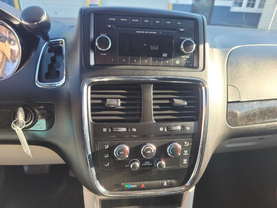 Used Dodge Grand Caravan 4dr Wgn SXT 2016 | Eugen's Auto Sales & Repairs. Philadelphia, Pennsylvania Used Dodge Grand Caravan 4dr Wgn SXT 2016 | Eugen's Auto Sales & Repairs. Philadelphia, Pennsylvania
