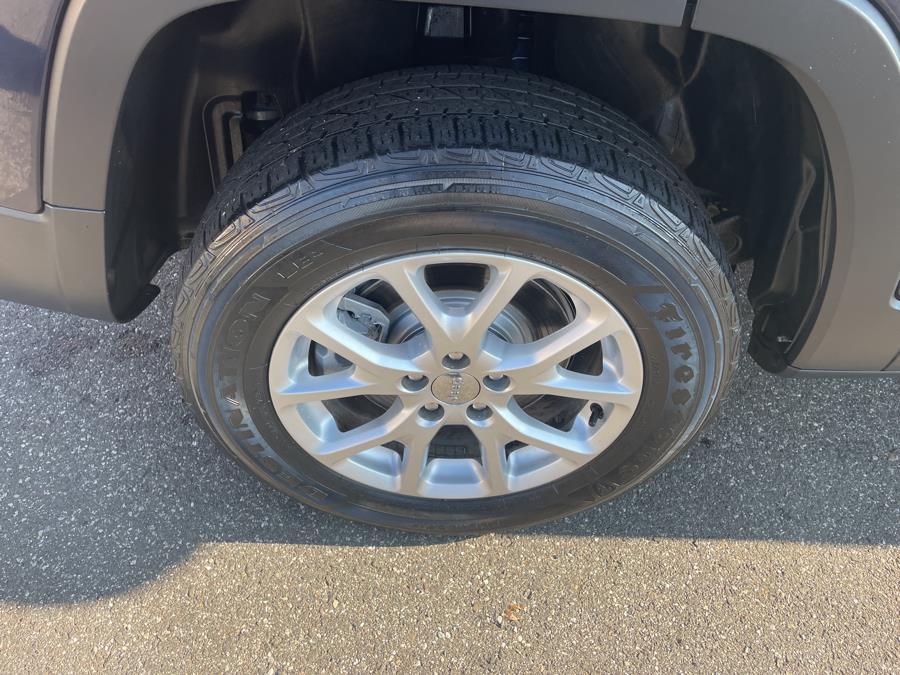 2014 Jeep Cherokee 4WD 4dr Latitude, available for sale in Hartford, Connecticut | Lex Autos LLC. Hartford, Connecticut 2014 Jeep Cherokee 4WD 4dr Latitude, available for sale in Hartford, Connecticut | Lex Autos LLC. Hartford, Connecticut