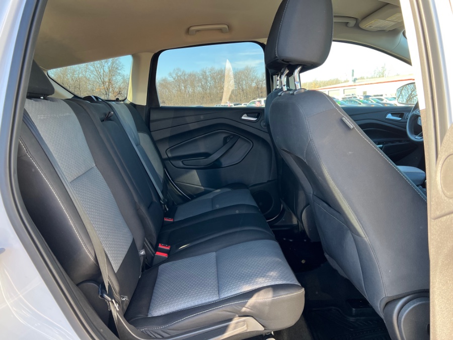 Used Ford Escape SE 4WD 2017 | Marsh Auto Sales LLC. Ortonville, Michigan Used Ford Escape SE 4WD 2017 | Marsh Auto Sales LLC. Ortonville, Michigan